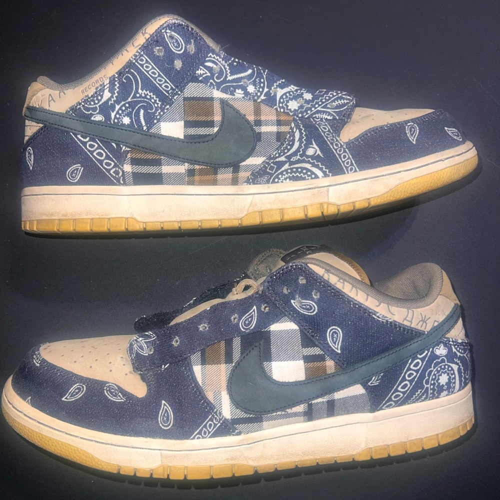 2020
Travis Scott x Dunk Low Premium
QS SB 'Cactus Jack'
